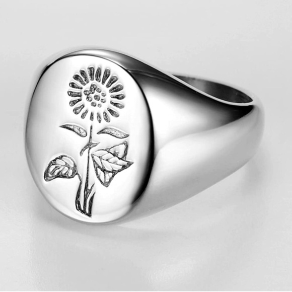 18k Sunflower Floral Signet Ring Luxurious Gold Steel